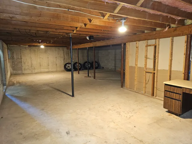 $449,400 | 109 Seymour Street, Bristol, CT 06010