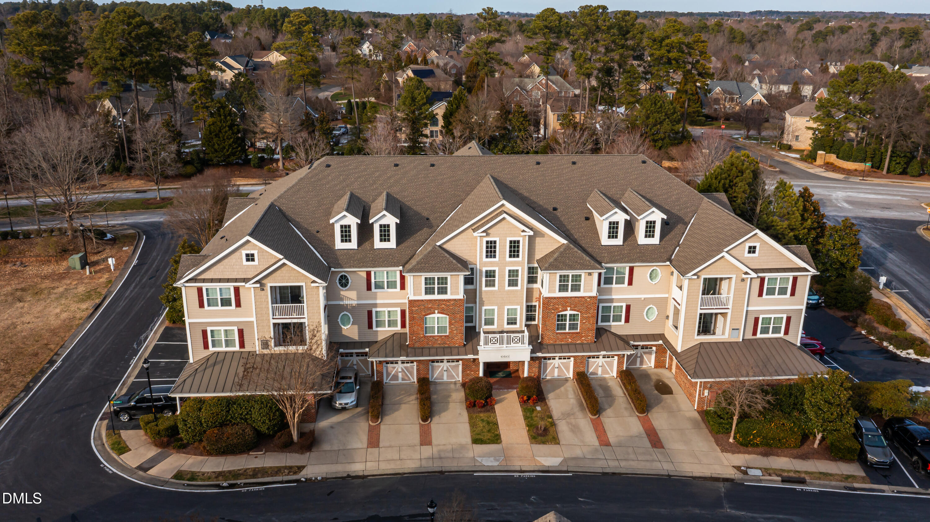 10510 Rosegate Court, Unit 301 Raleigh, NC 27617 - Photo 4 of 47