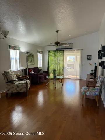 $255,000 | 870 Cross Lake Drive, Melbourne, FL 32901