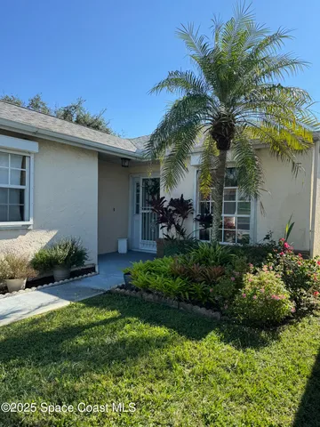 $255,000 | 870 Cross Lake Drive, Melbourne, FL 32901