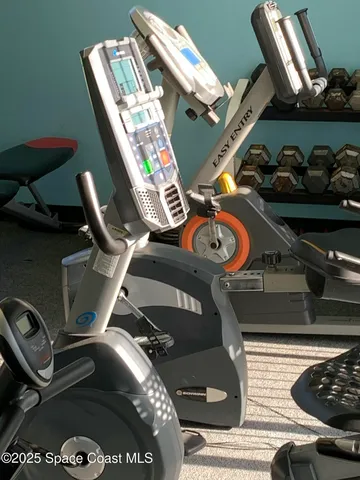 $255,000 | 870 Cross Lake Drive, Melbourne, FL 32901