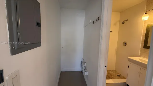 $1,600 | 560 Northeast 67th Street, Unit 4, Miami, FL 33138