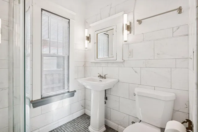 $249,900 | 4242 33rd Avenue South, Minneapolis, MN 55406