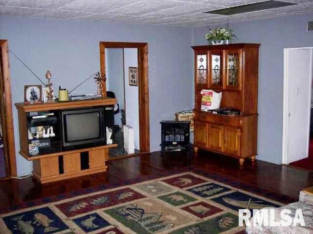8295 Hurd Road Erie, IL 61250 - Photo 4 of 8 Gallery Image 4