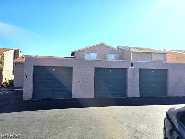 $1,085 | 5118 Garden Lane, Unit B, Las Vegas, NV 89119