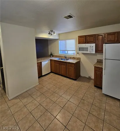 $1,085 | 5118 Garden Lane, Unit B, Las Vegas, NV 89119