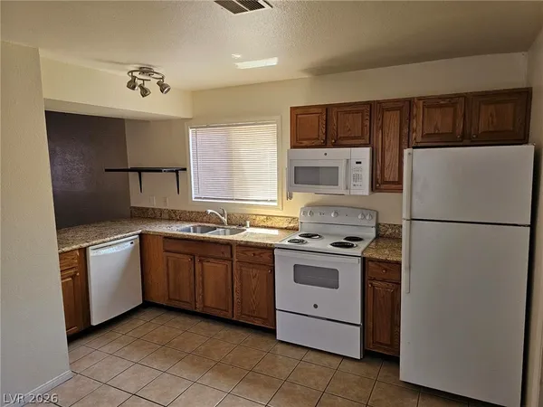 $1,085 | 5118 Garden Lane, Unit B, Las Vegas, NV 89119