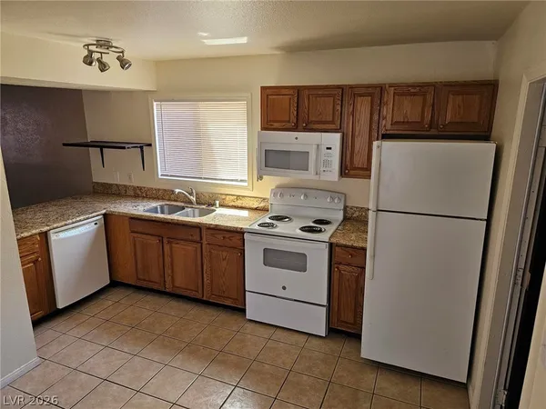 $1,085 | 5118 Garden Lane, Unit B, Las Vegas, NV 89119