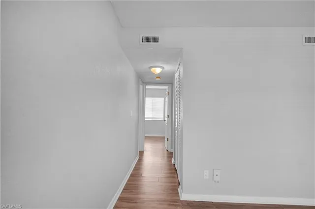 $1,700 | 4617 Bayshore Drive, Unit H2, Naples, FL 34112