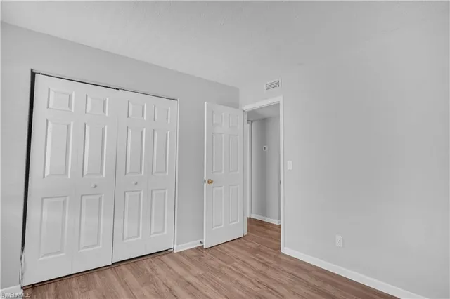 $1,700 | 4617 Bayshore Drive, Unit H2, Naples, FL 34112