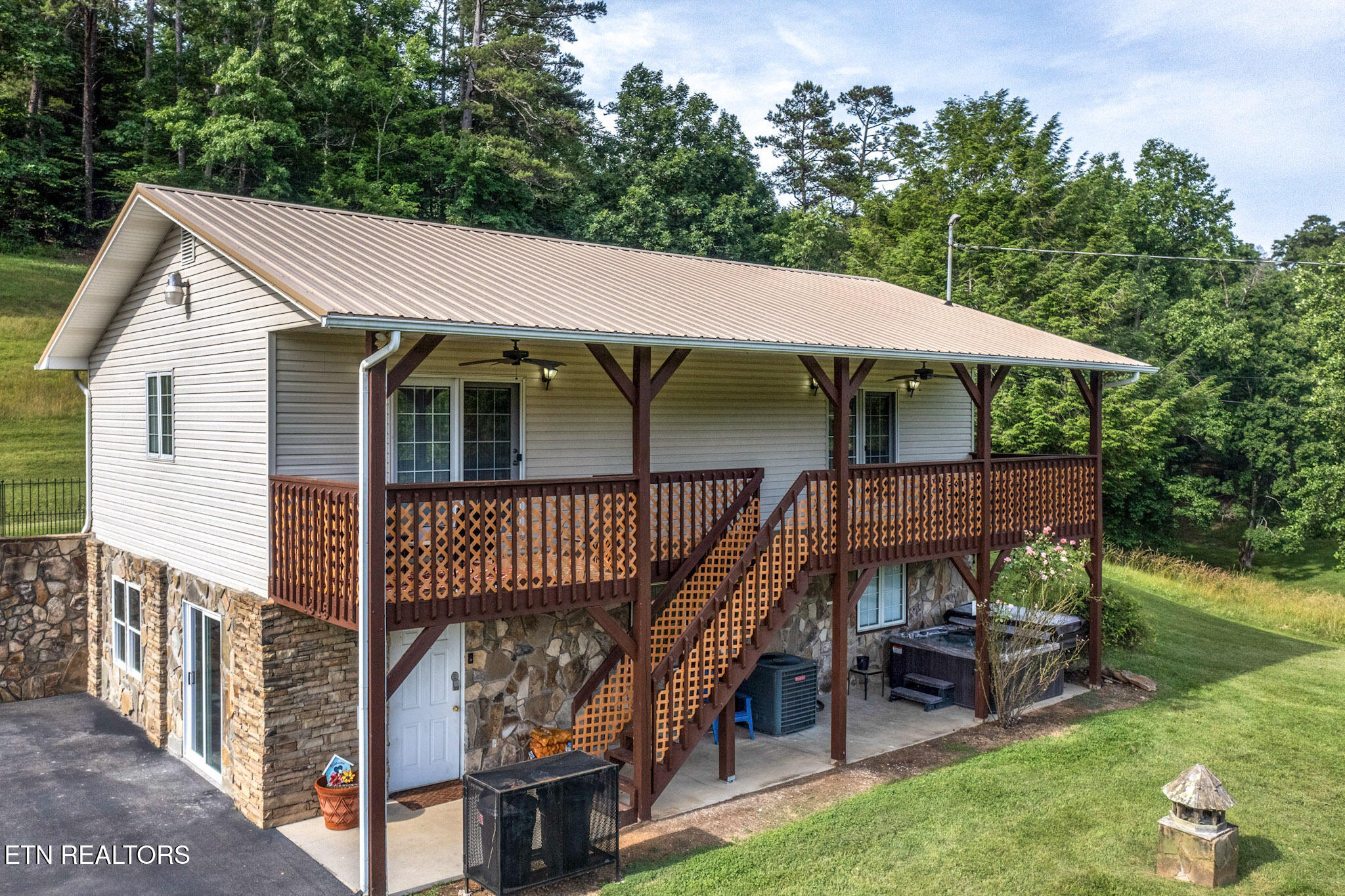 1315 McCarter Hollow Road Sevierville, TN 37862 - Photo 2 of 32 1-01_HIlltopHaven
