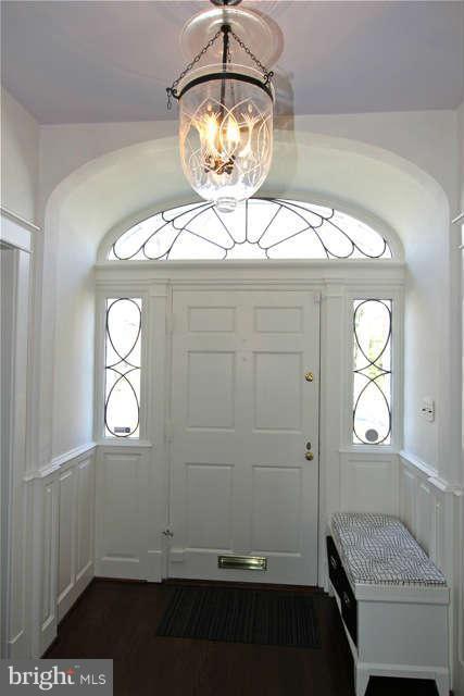 323 St Dunstans Road Baltimore, MD 21212 - Photo 17 of 30 Interior (General)