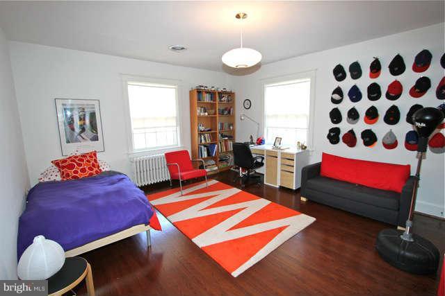 323 St Dunstans Road Baltimore, MD 21212 - Photo 19 of 30 Bedroom