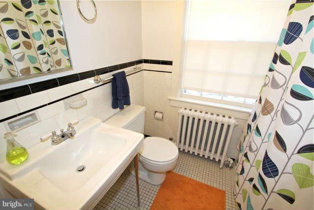 323 St Dunstans Road Baltimore, MD 21212 - Photo 24 of 30 Bath