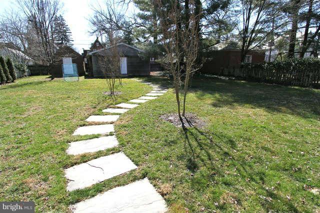 323 St Dunstans Road Baltimore, MD 21212 - Photo 29 of 30 Exterior (Rear)