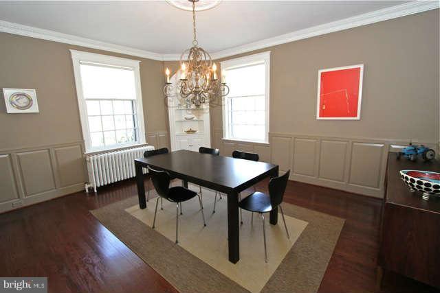 323 St Dunstans Road Baltimore, MD 21212 - Photo 5 of 30 Dining Room