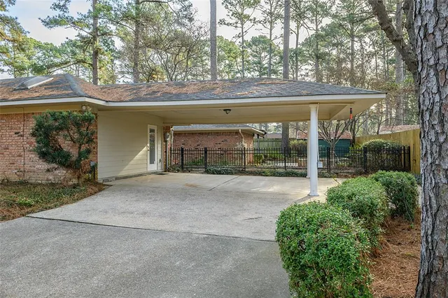 $415,000 | 720 Cobblestone Drive, Shreveport, LA 71106