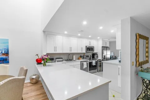 $159,900 | 61 Eastgate Drive, Unit D, Boynton Beach, FL 33436