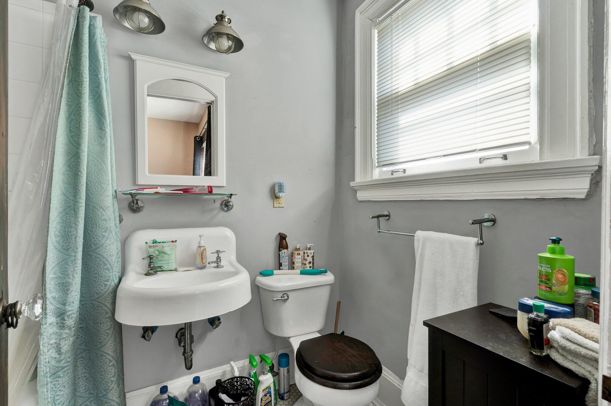 1400 Duncan Avenue, Unit 6 Chattanooga, TN 37404 - Photo 13 of 20 27-web-or-mls-DSC00934