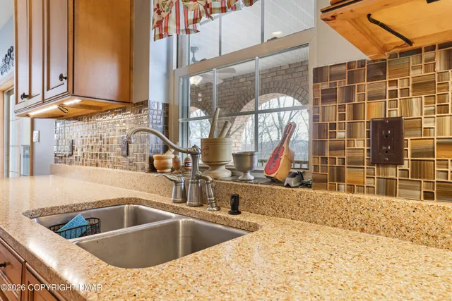 $1,599,000 | 118 Chris Ali State Place, East Stroudsburg, PA 18302