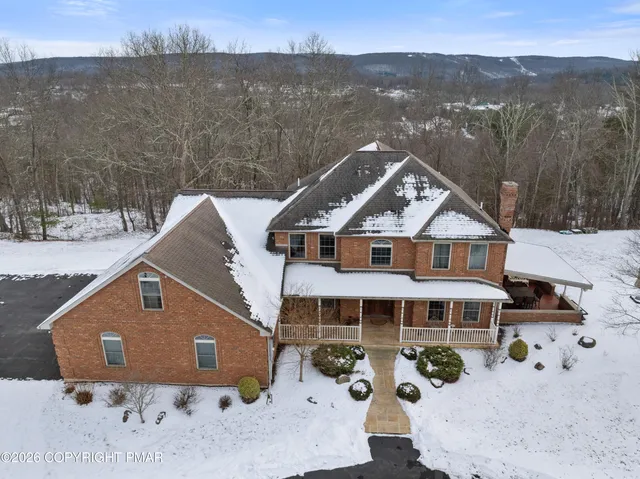 $1,599,000 | 118 Chris Ali State Place, East Stroudsburg, PA 18302