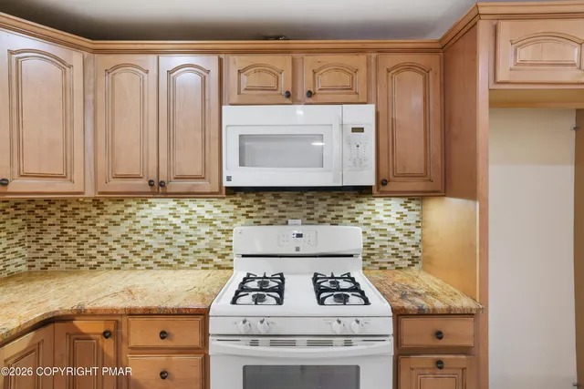 $1,599,000 | 118 Chris Ali State Place, East Stroudsburg, PA 18302