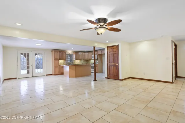 $1,599,000 | 118 Chris Ali State Place, East Stroudsburg, PA 18302