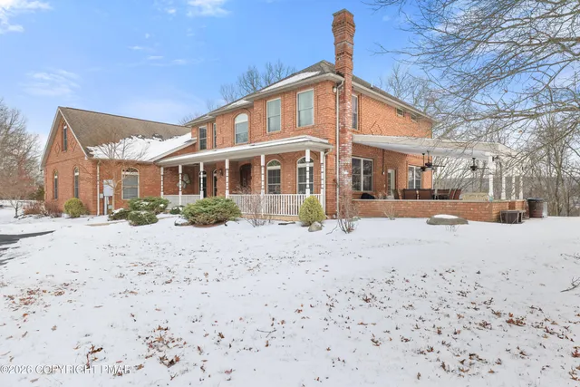 $1,599,000 | 118 Chris Ali State Place, East Stroudsburg, PA 18302