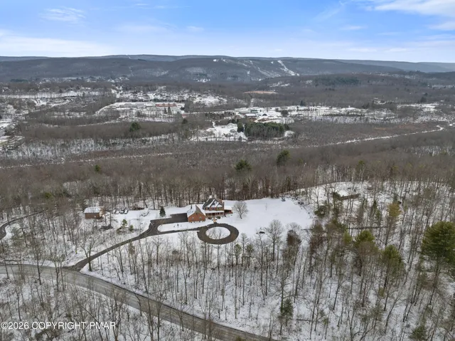 $1,599,000 | 118 Chris Ali State Place, East Stroudsburg, PA 18302