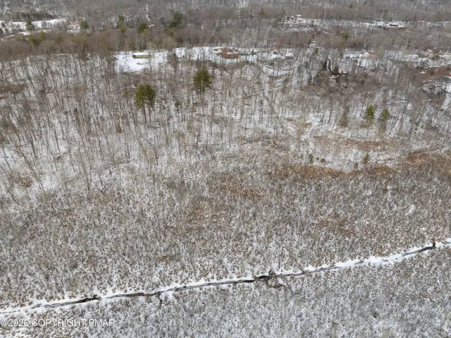 $1,599,000 | 118 Chris Ali State Place, East Stroudsburg, PA 18302