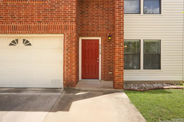 $237,500 | 5510 Camry Spring, San Antonio, TX 78251