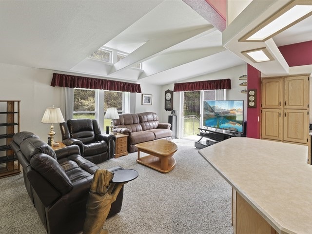 4601 South Swenson Road Clayton, WA 99110 - Photo 11 of 20