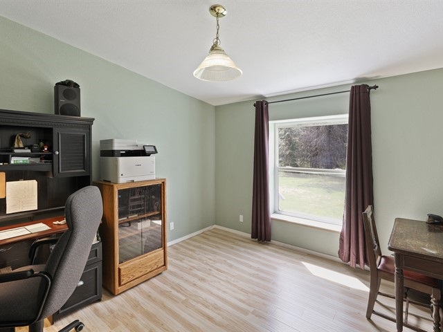 4601 South Swenson Road Clayton, WA 99110 - Photo 17 of 20