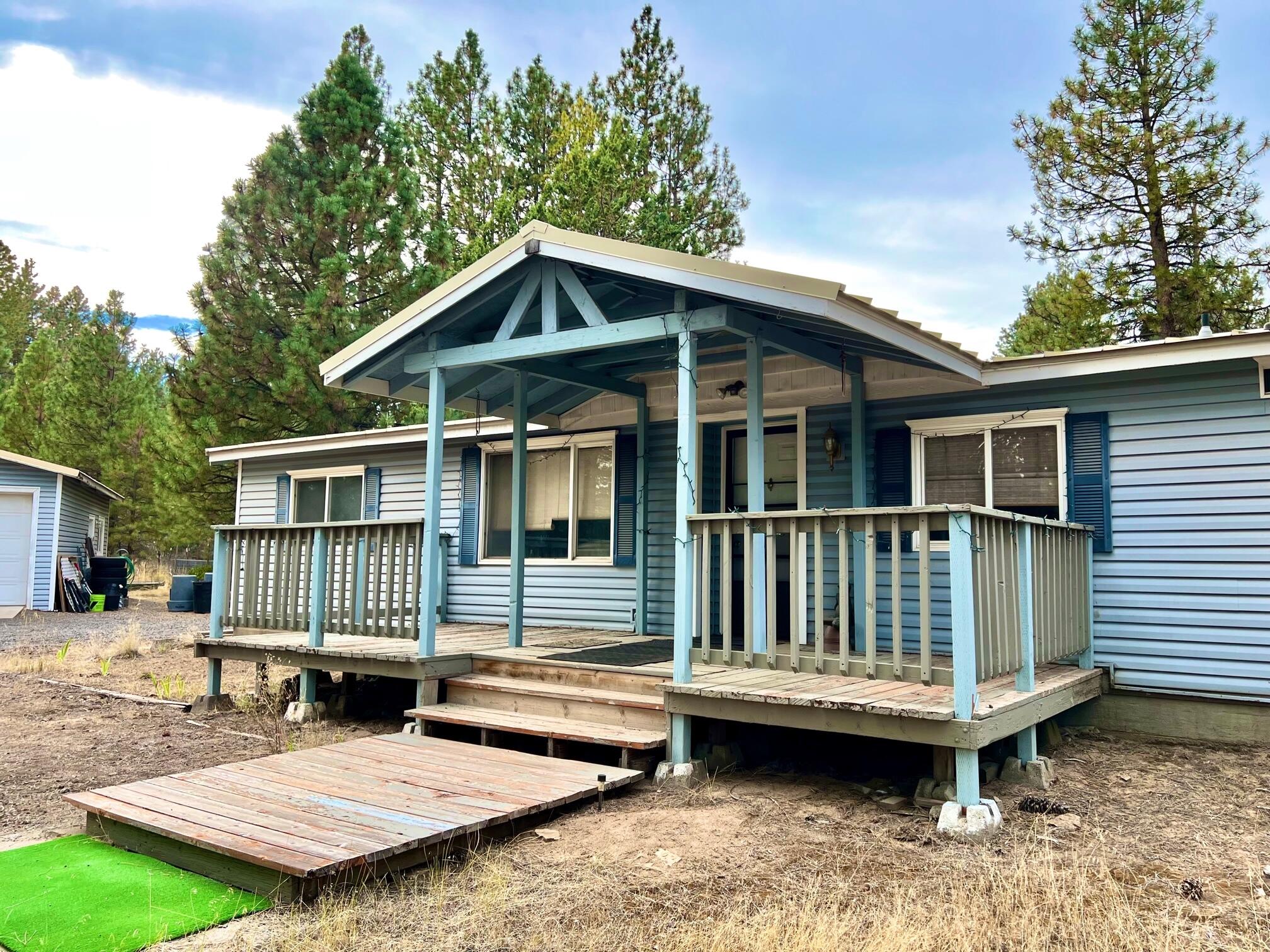 19336 Apache Road Bend, OR 97702 - Photo 1 of 20 4