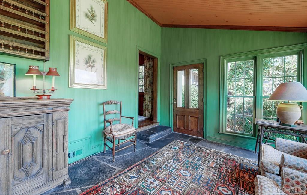 260 Satulah Road Highlands, NC 28741 - Photo 5 of 55 Gallery Image 5