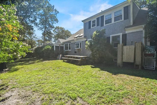 $799,900 | 14 Schoolhouse Lane, Dennis, MA 02670