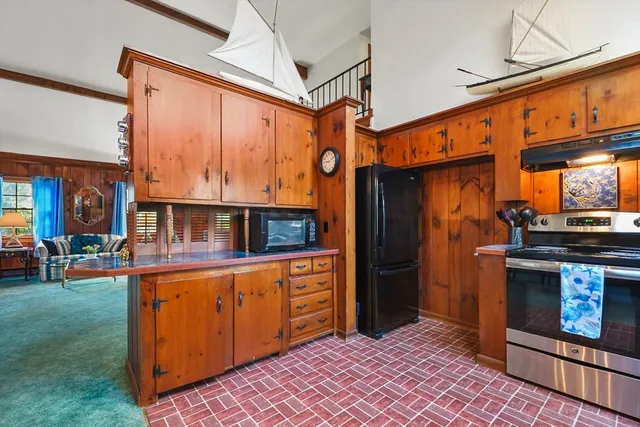 $799,900 | 14 Schoolhouse Lane, Dennis, MA 02670