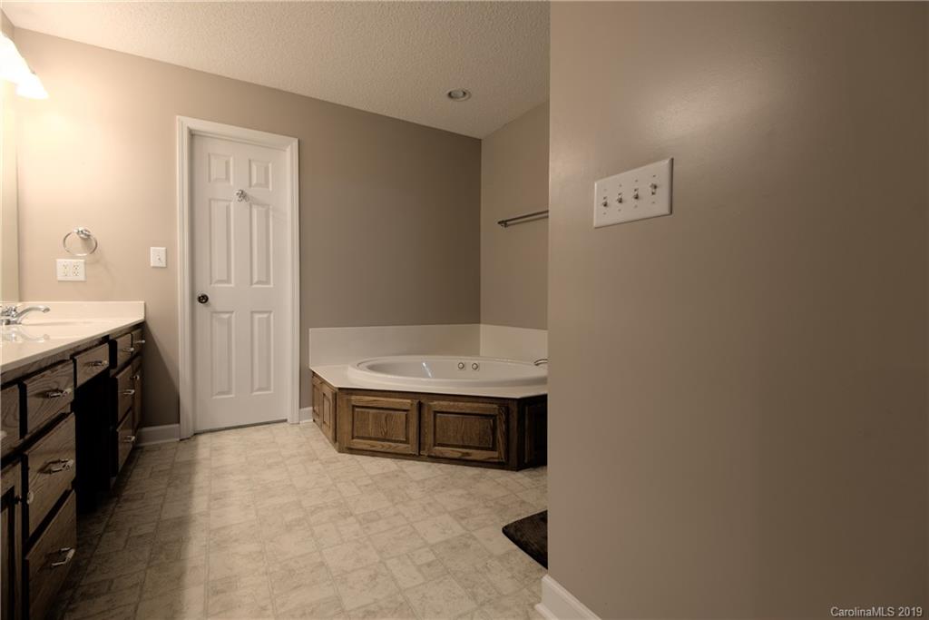 37721 Old Country Road Mount Pleasant, NC 28124 - Photo 15 of 38 Gallery Image 15