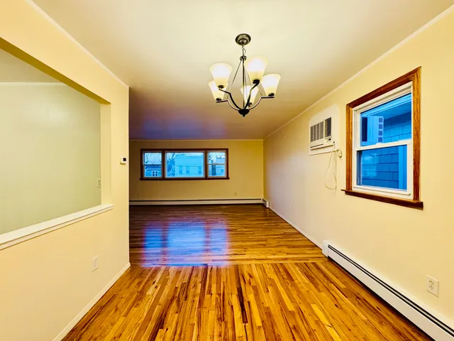 $2,400 | 37 West 7th Street, Unit 2, Bayonne, NJ 07002