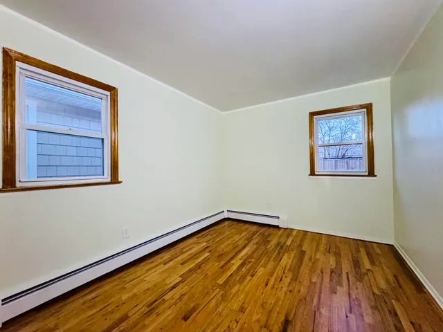 $2,400 | 37 West 7th Street, Unit 2, Bayonne, NJ 07002