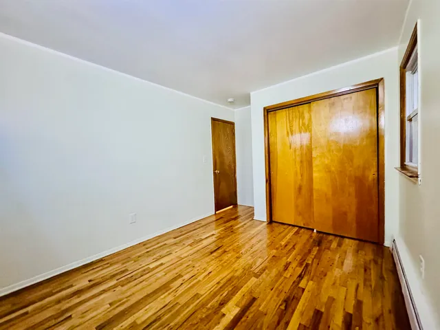 $2,400 | 37 West 7th Street, Unit 2, Bayonne, NJ 07002