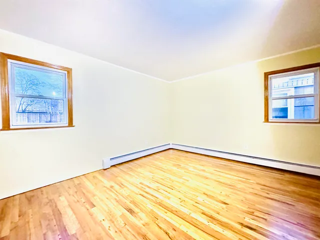 $2,400 | 37 West 7th Street, Unit 2, Bayonne, NJ 07002