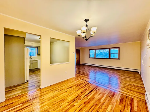 $2,400 | 37 West 7th Street, Unit 2, Bayonne, NJ 07002