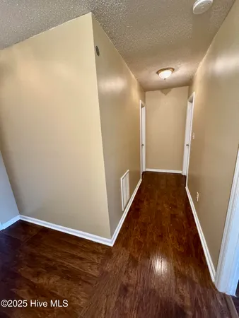 $1,500 | 2506 Bluff View Court, Unit B, Greenville, NC 27834