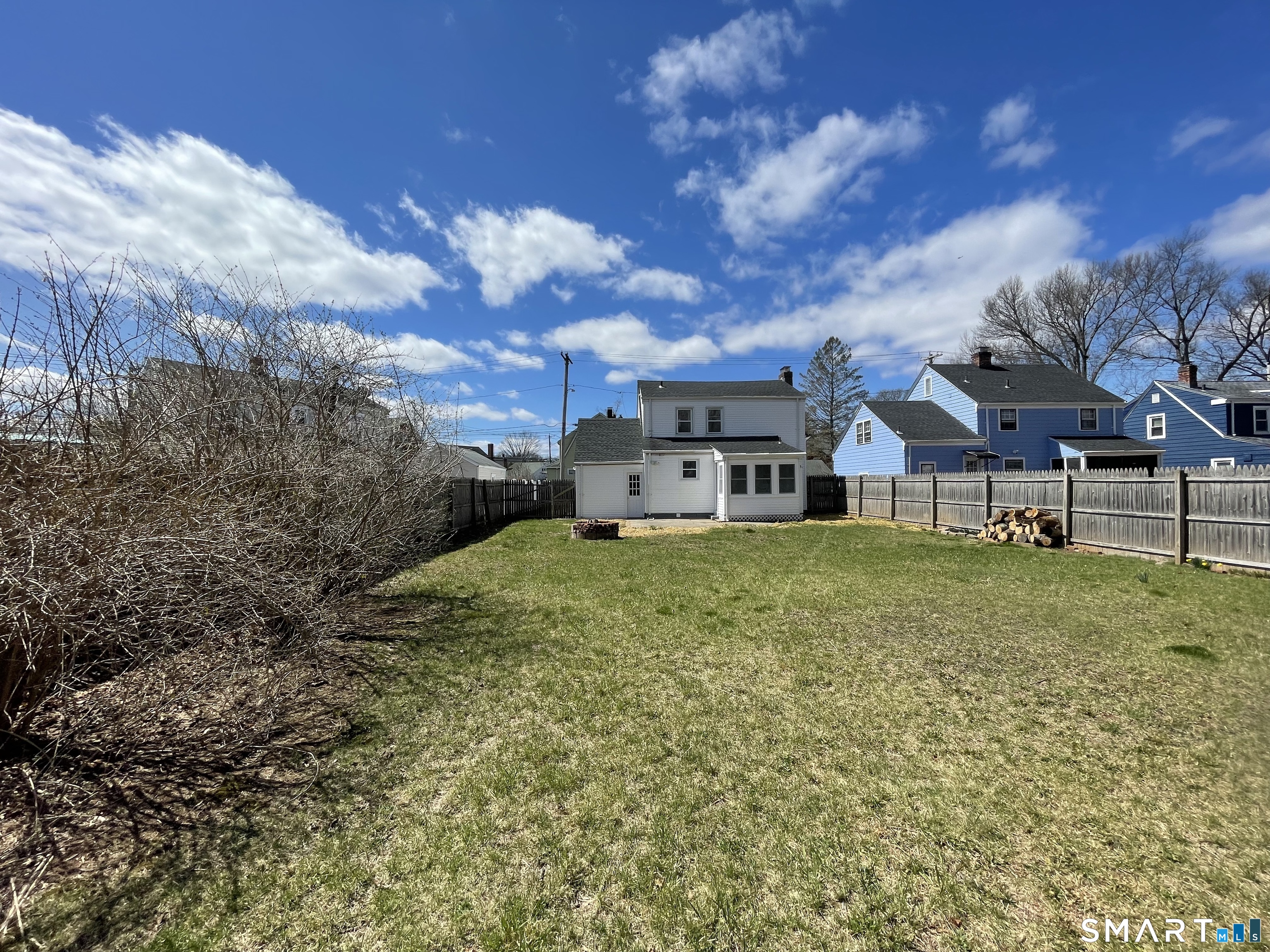 9 Bank Street Hamden, CT 06514 - Photo 18 of 20