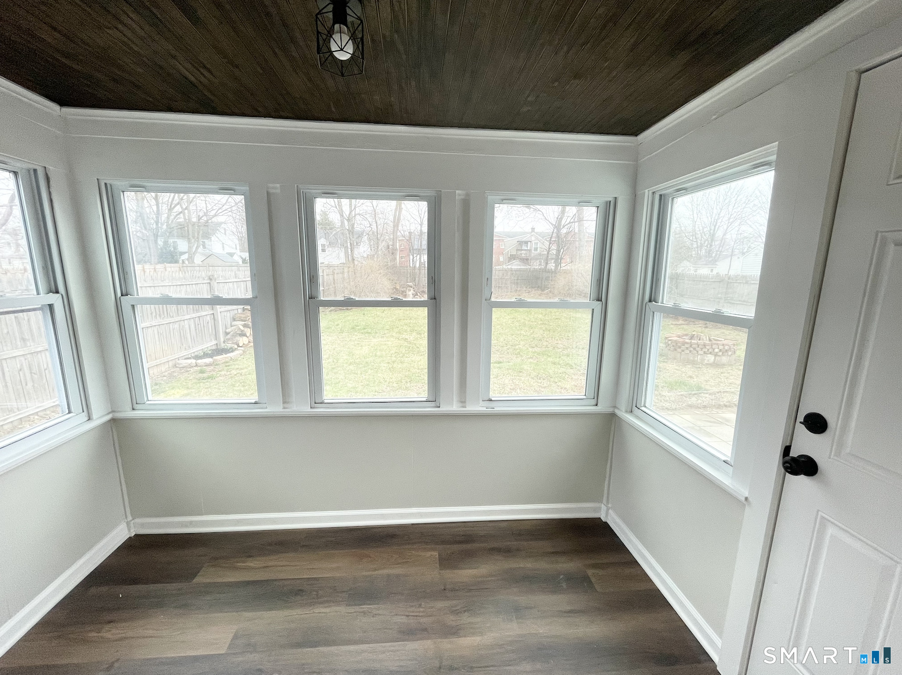 9 Bank Street Hamden, CT 06514 - Photo 6 of 20