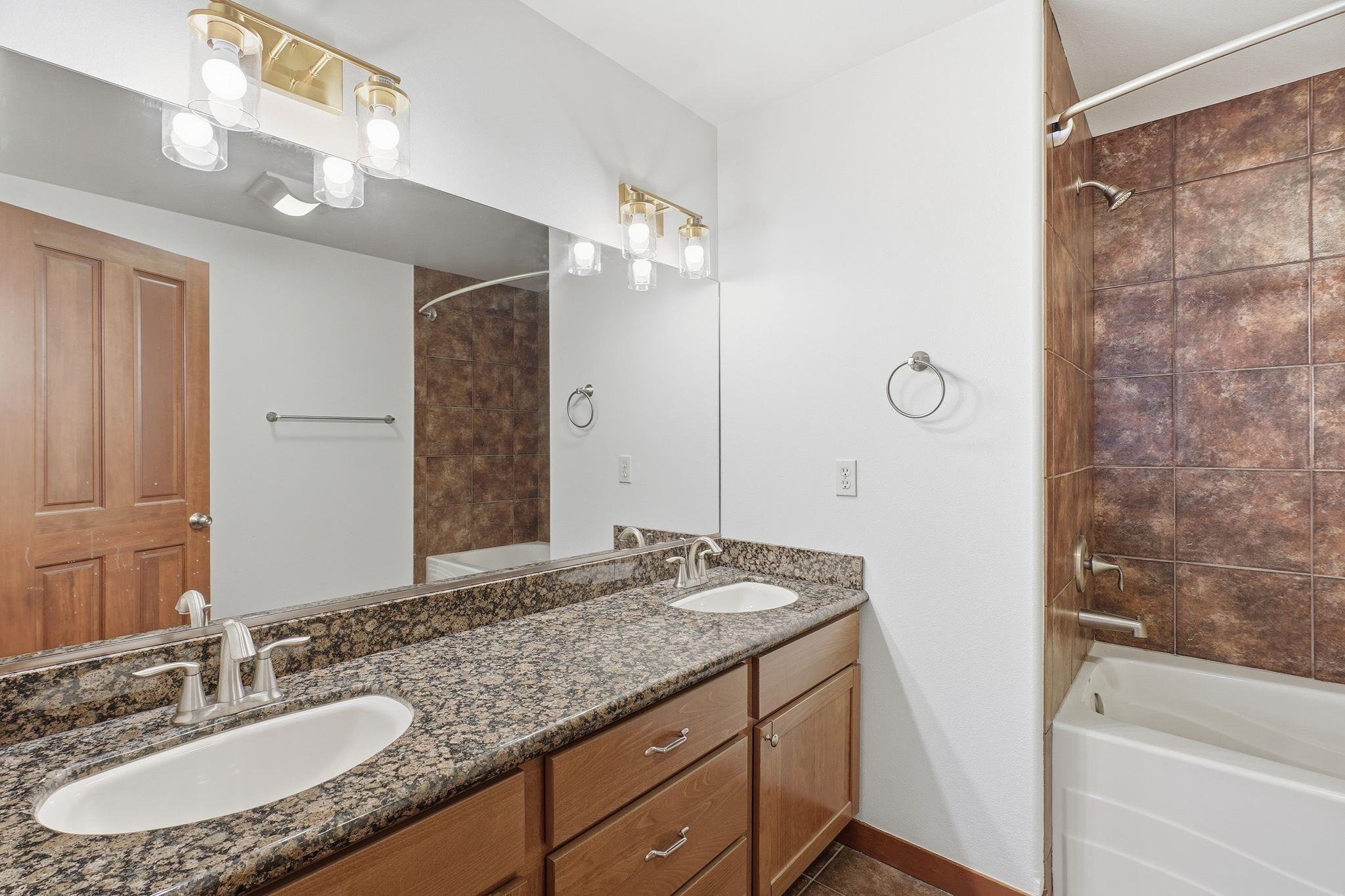 416 South Hemlock Street Spokane, WA 99201 - Photo 16 of 41