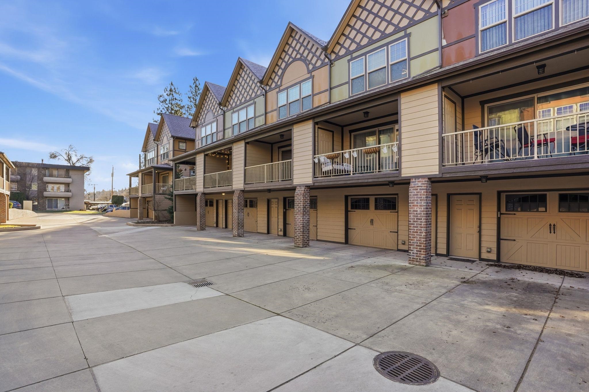 416 South Hemlock Street Spokane, WA 99201 - Photo 35 of 41