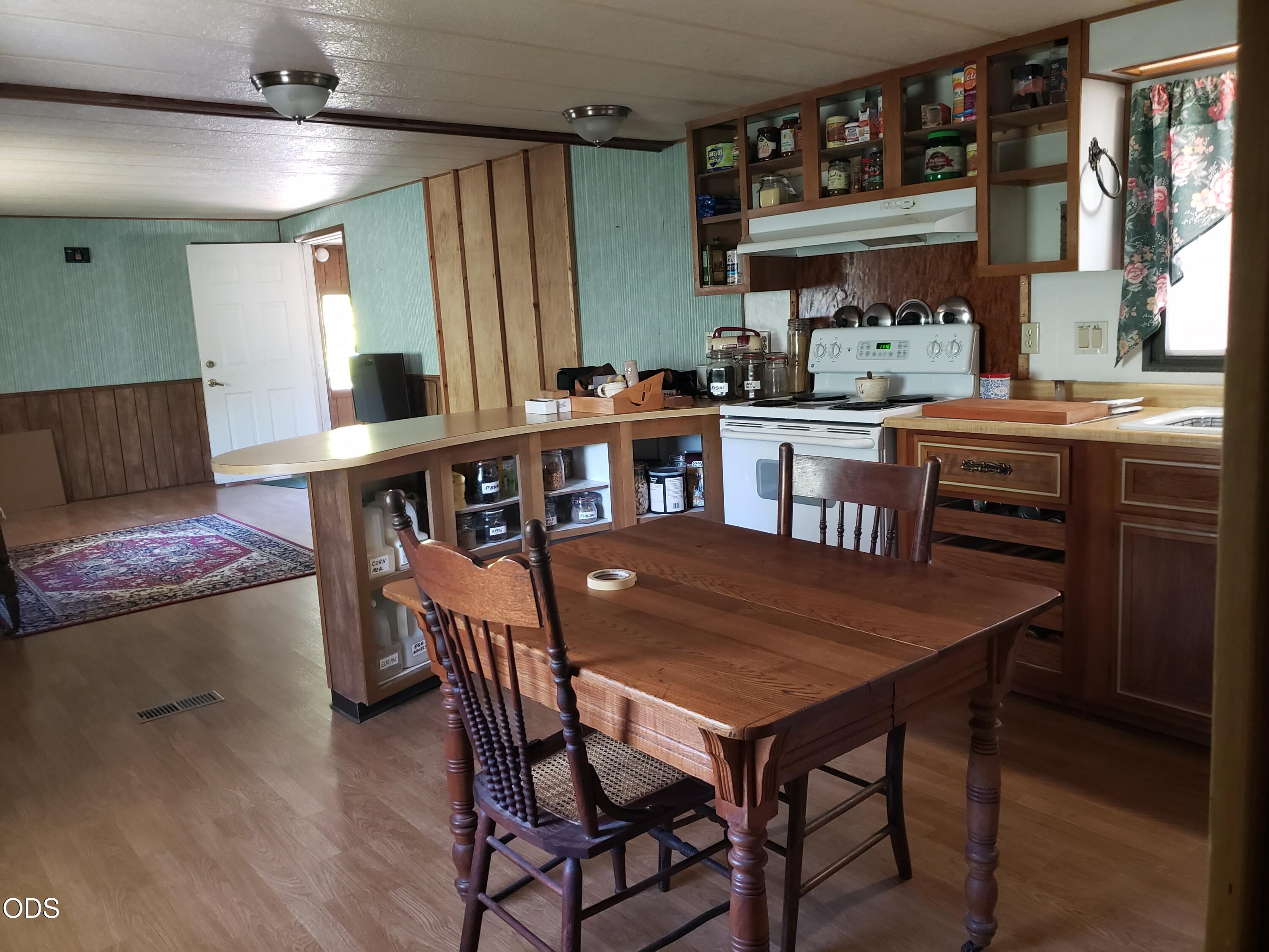 222 Ollis Road, Unit 25 Cave Junction, OR 97523 - Photo 7 of 26