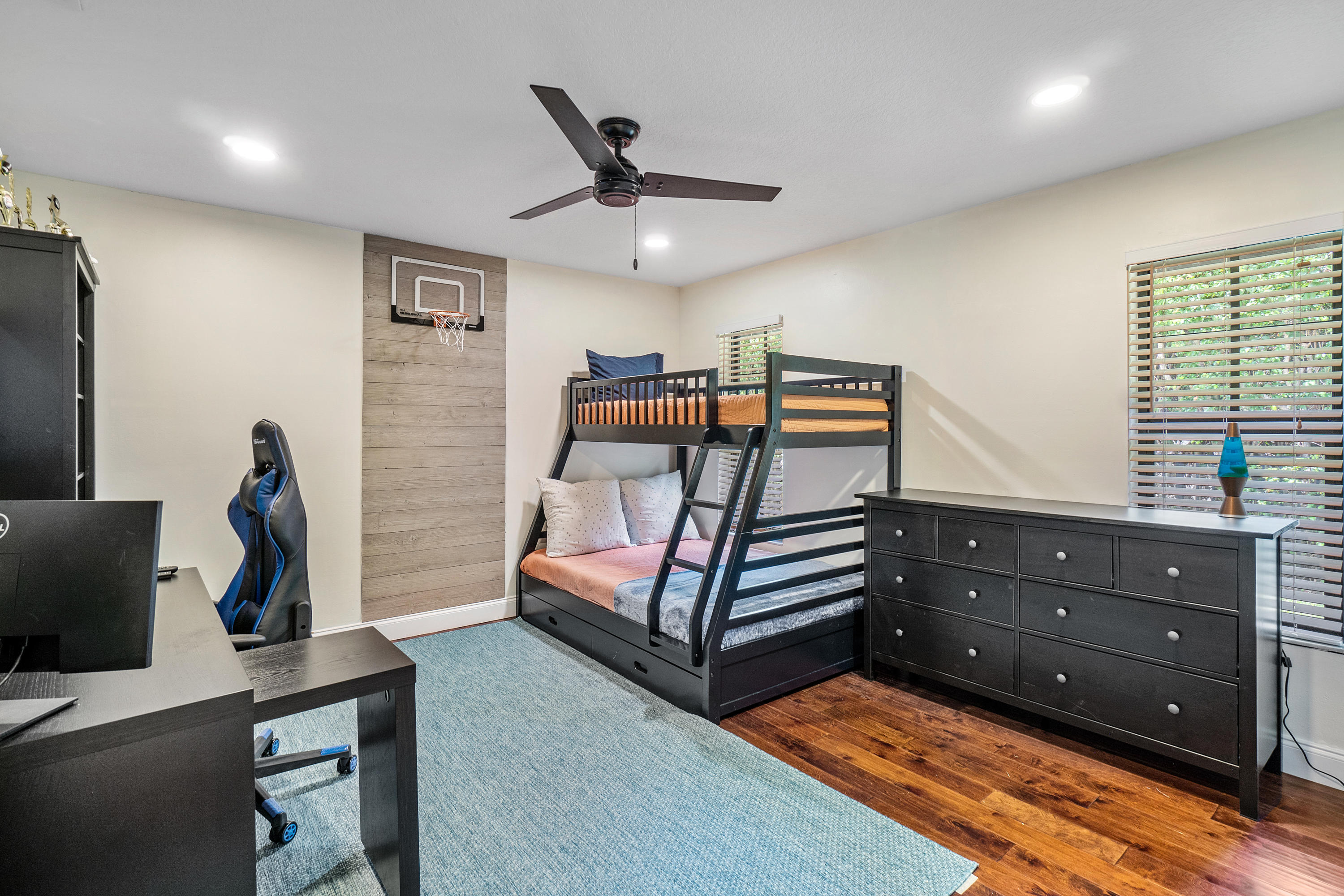 2930 Northwest 27th Avenue Boca Raton, FL 33434 - Photo 14 of 32 018-2930Northwest27thAvenue-BocaRaton-FL